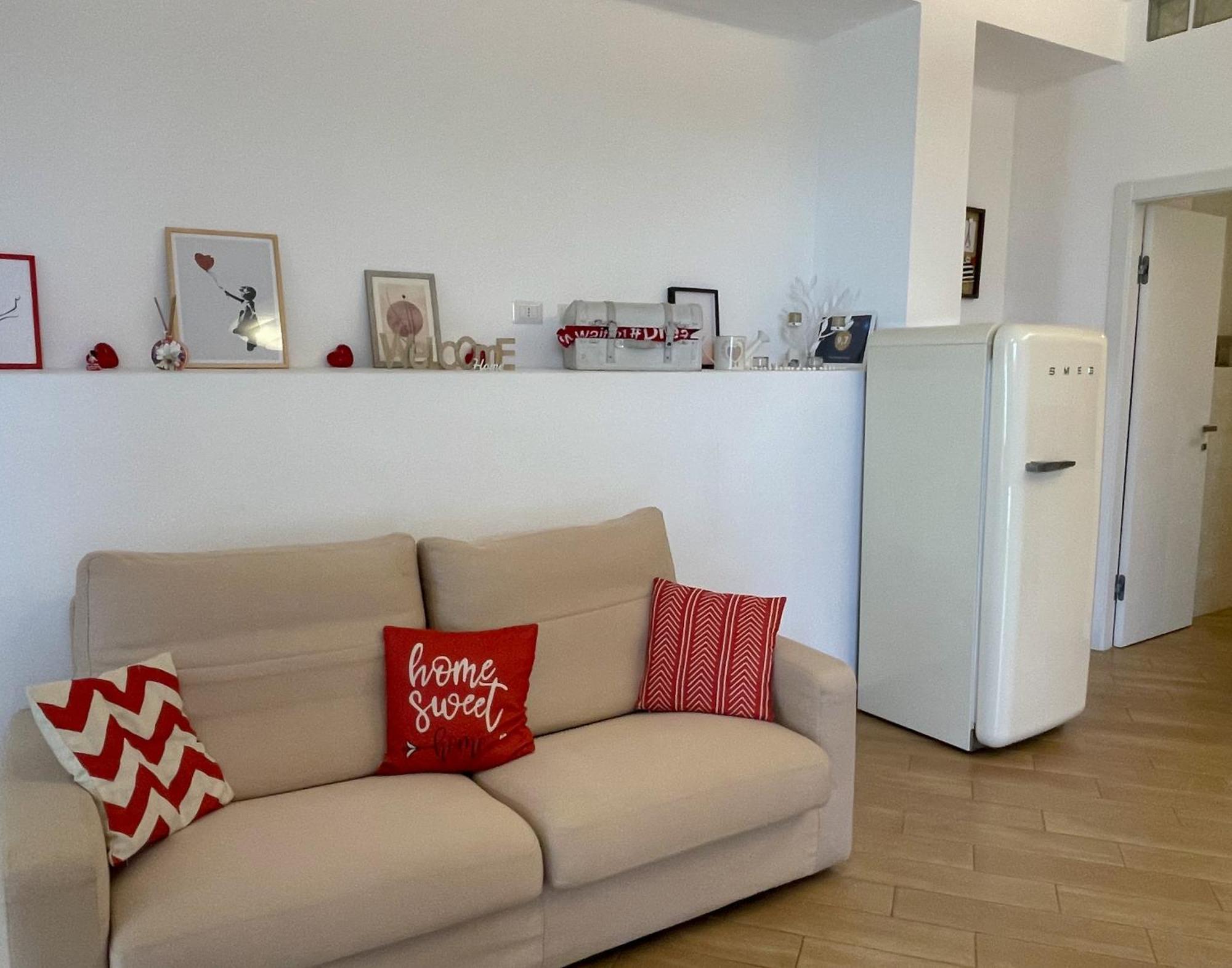 The Shabby House - Charming Seaside Retreat In Central Anzio, Steps From Beach And Train Station エクステリア 写真